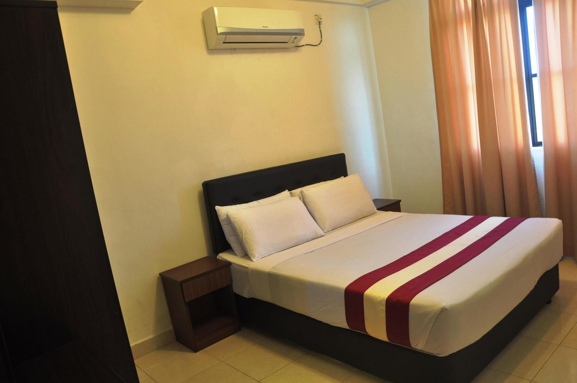 Sumai Hotel Apartment Kuala Terengganu Exterior foto